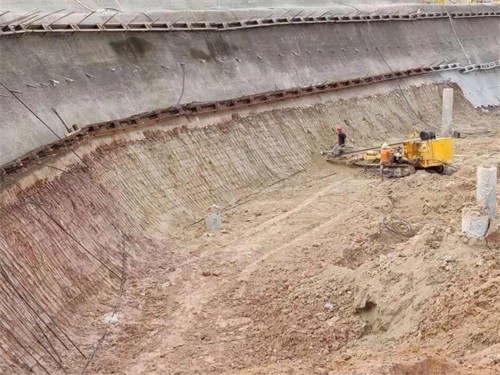 平定基坑边坡加固